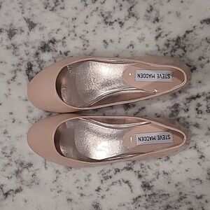 Steve Madden nude flats